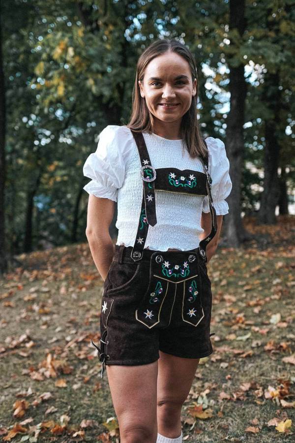 Anna Lederhose